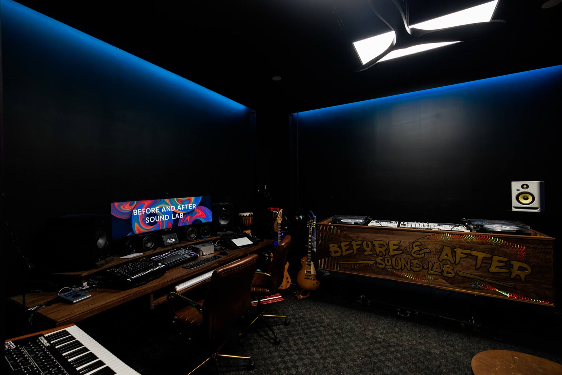 The desk and the booth alongside each other